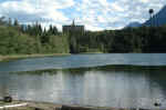 We walked around Linnet Lake to work off the tea.....